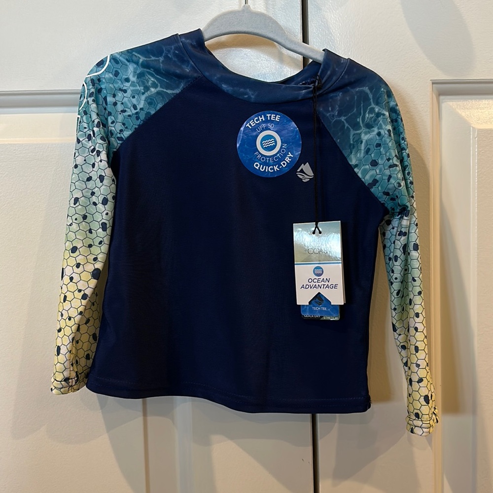 NWT Ocean + Coast Ocean Advantage 24m tech tee upf 50